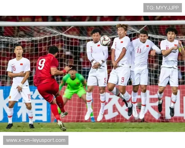 切尔西边路突破犀利，进攻火力全开，切尔西边路球员